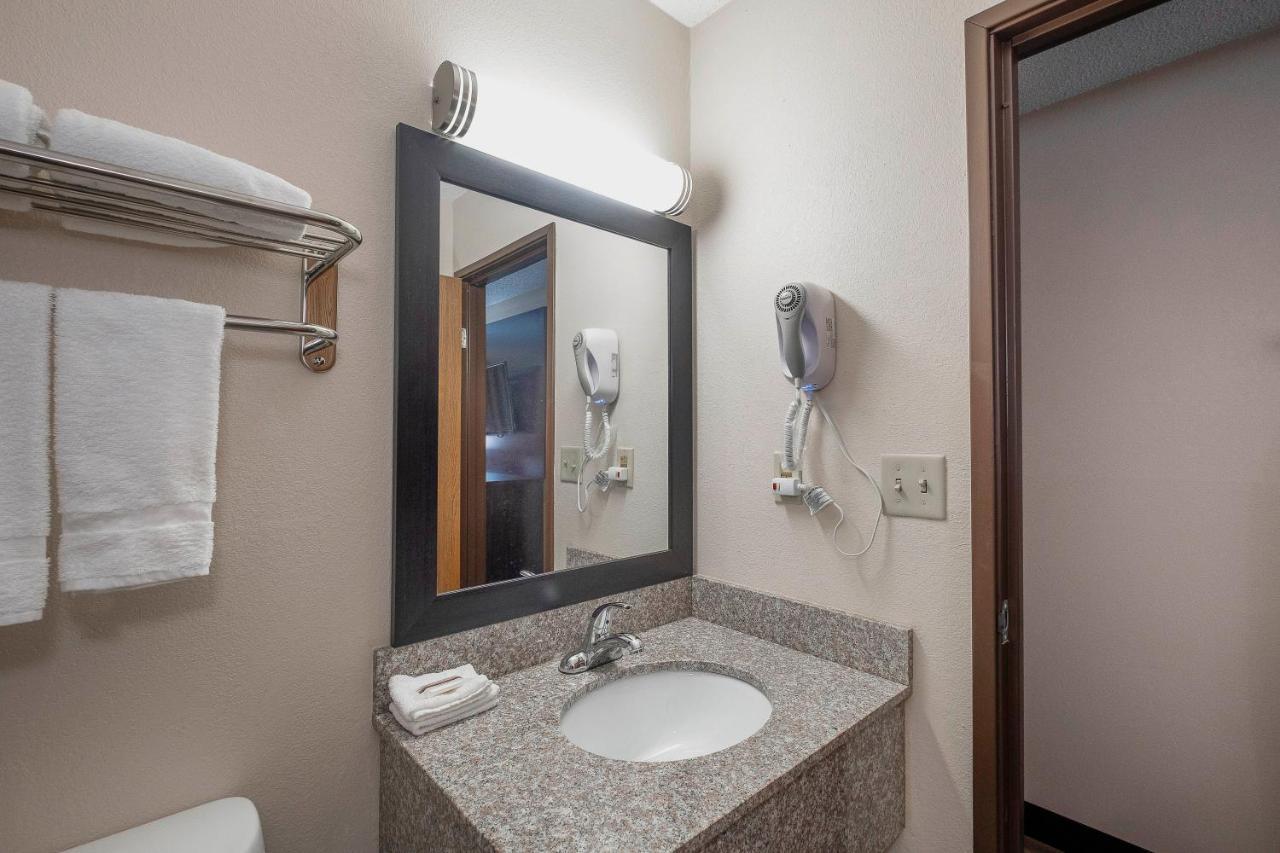 Red Roof Inn Bristol Εξωτερικό φωτογραφία