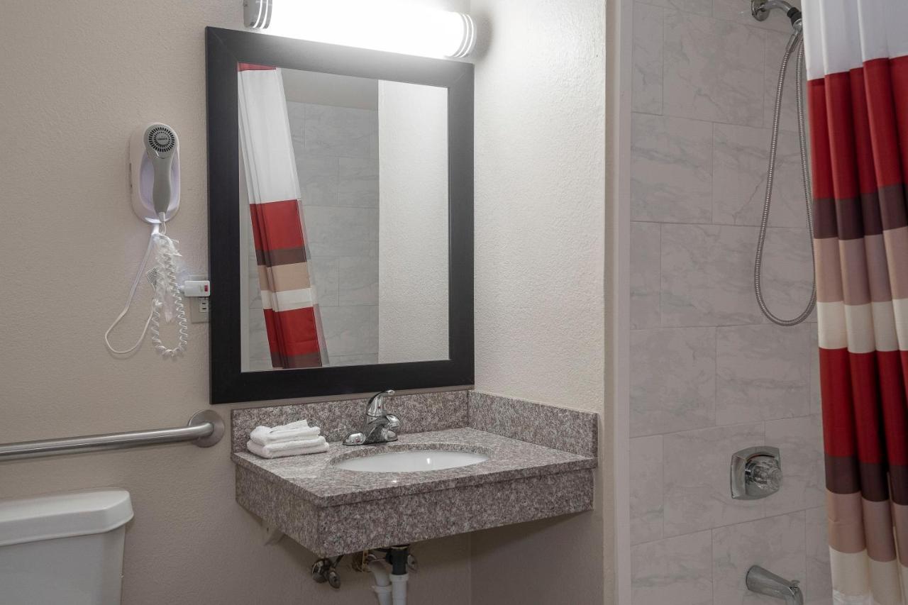 Red Roof Inn Bristol Εξωτερικό φωτογραφία