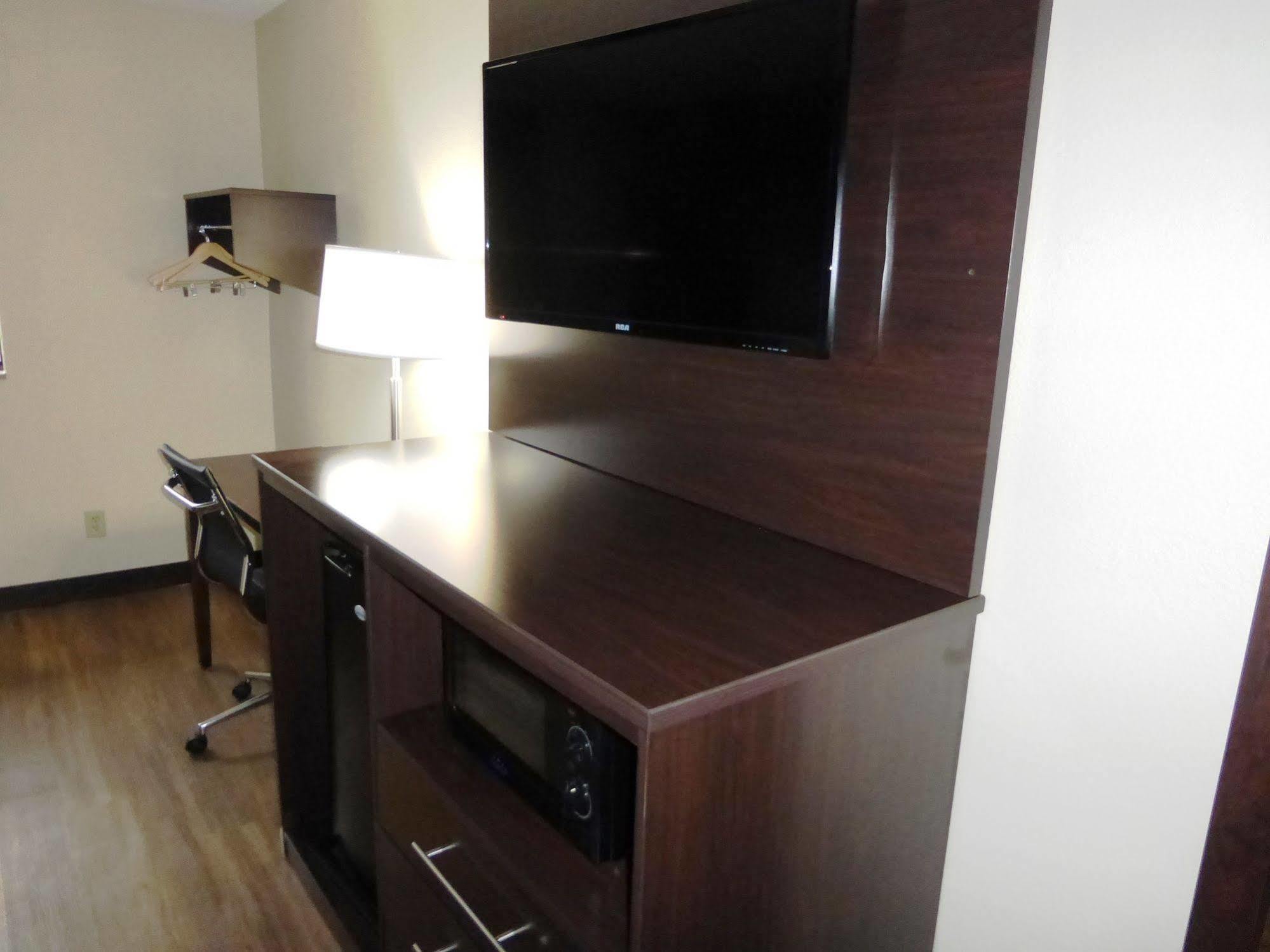 Red Roof Inn Bristol Εξωτερικό φωτογραφία